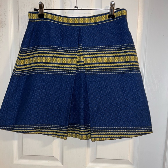 Alice + Olivia Dresses & Skirts - Alice + Olivia Skirt - Size 8